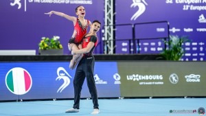 q mx2 dyn ita angiolicchio simone camani federica sfe05964 copia simone ferraro ph copia